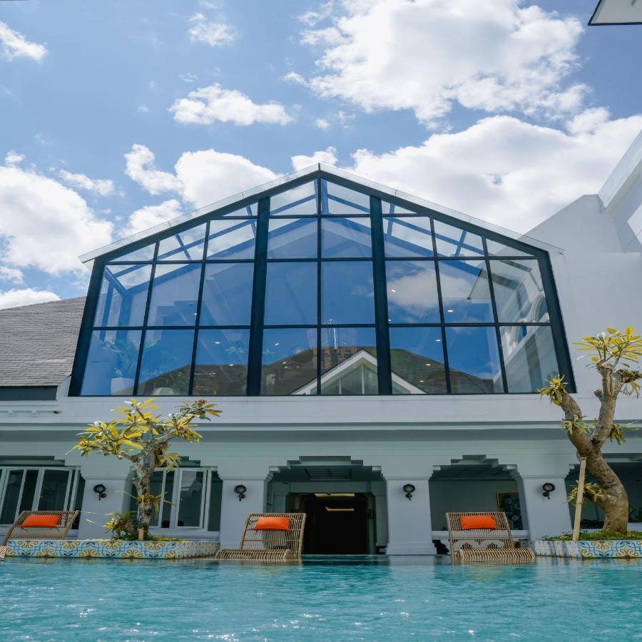 Mahalaya The Legacy Hotel Surakarta  Exterior photo