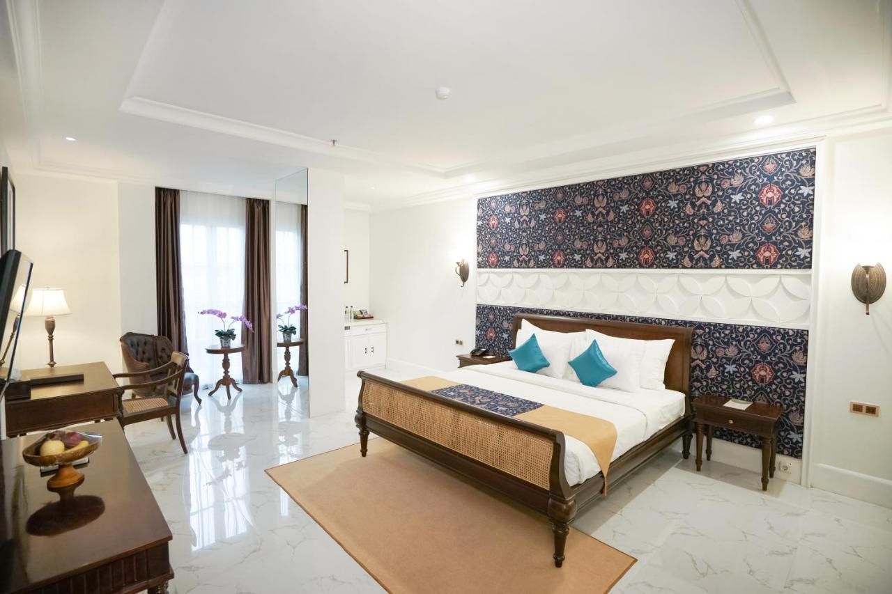 Mahalaya The Legacy Hotel Surakarta  Exterior photo